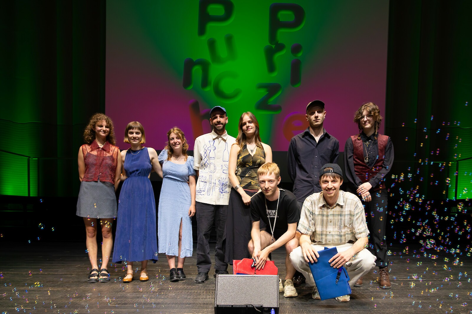 Nominierte und Preistragende «REFESH X Punch Prize». Diplomfeier Design 2025. Foto: David Jäggi. © ZHdK.